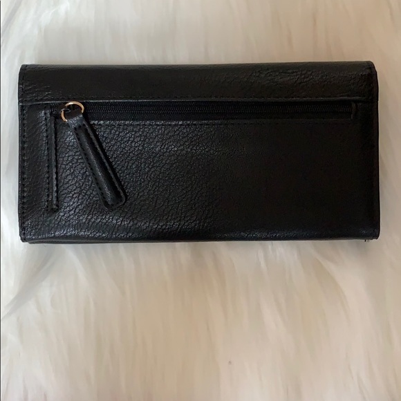Tahari wallet - Picture 4 of 4